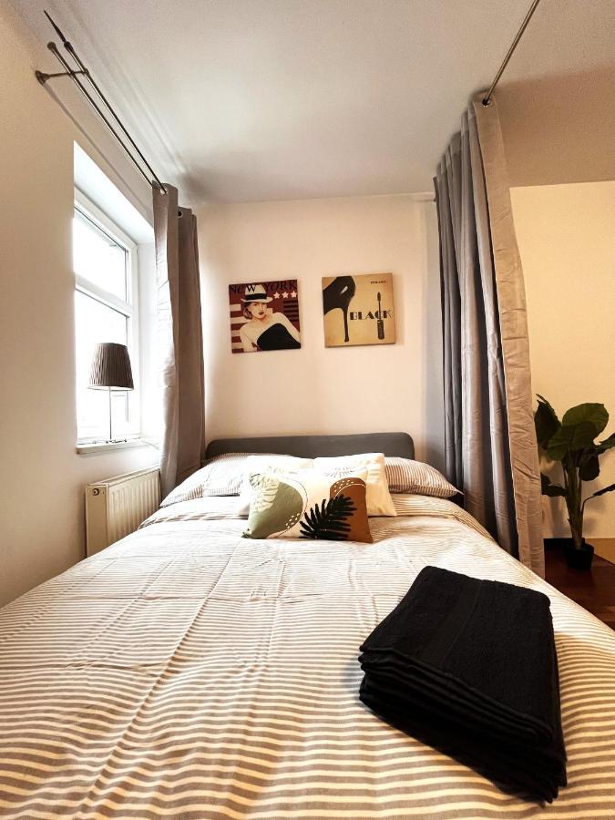 Jagielly Apartment ~ Self Check-In 24H ~ Parking & Lift 弗罗茨瓦夫 外观 照片